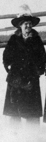 FrankFrances daughter Margaret Lakeville 1916
